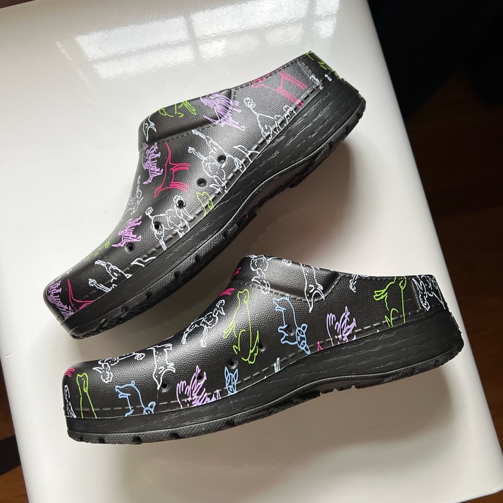 Dansko Kane Dogs EVA Mule Clog Size 42 - Picture 2 of 7